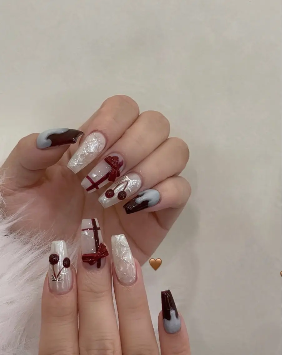 ネイル キラキラネイル マグネットネイル ミラーネイル ニュアンスネイル 春ネイル ハンドネイル Lyna 池袋のネイルデザイン