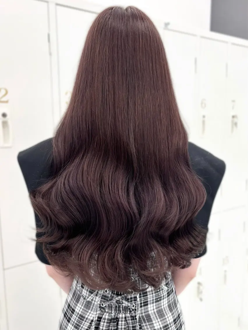 ロング カラー グレージュ ラベンダーカラー ラベンダーグレージュ ラベンダーグレー カット ヘアカラー トリートメント 盛れる顔周り🤍渋谷 Risa🎀のヘアスタイル