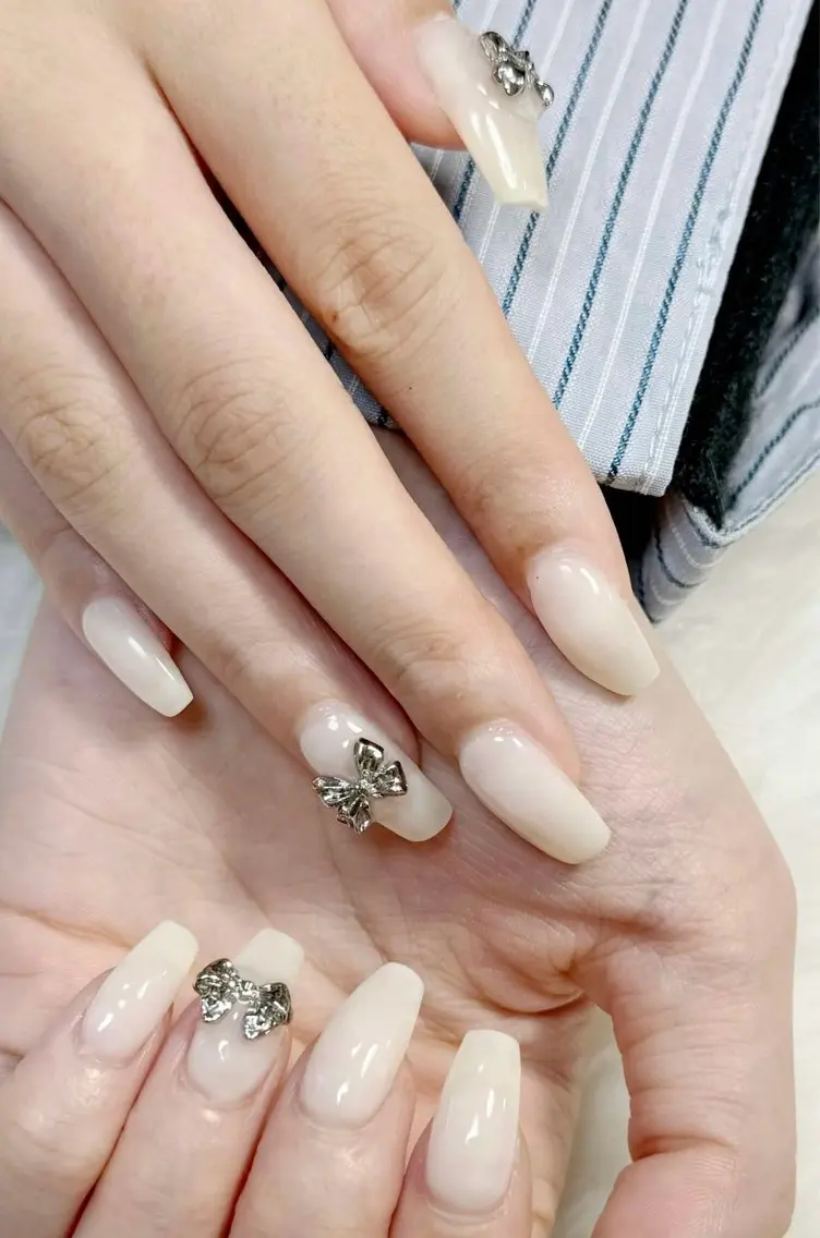 ネイル Hin Nailのネイルデザイン