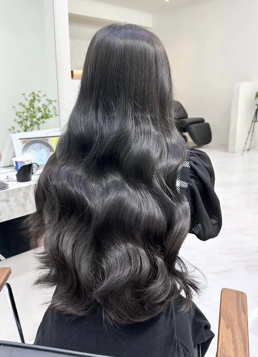 ロング カラー 艶髪ヘア🤍/ 透明感himiのヘアスタイル