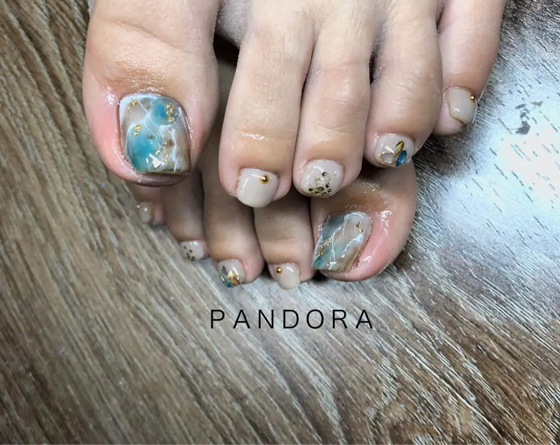 ネイル PANDORA Maiのネイルデザイン