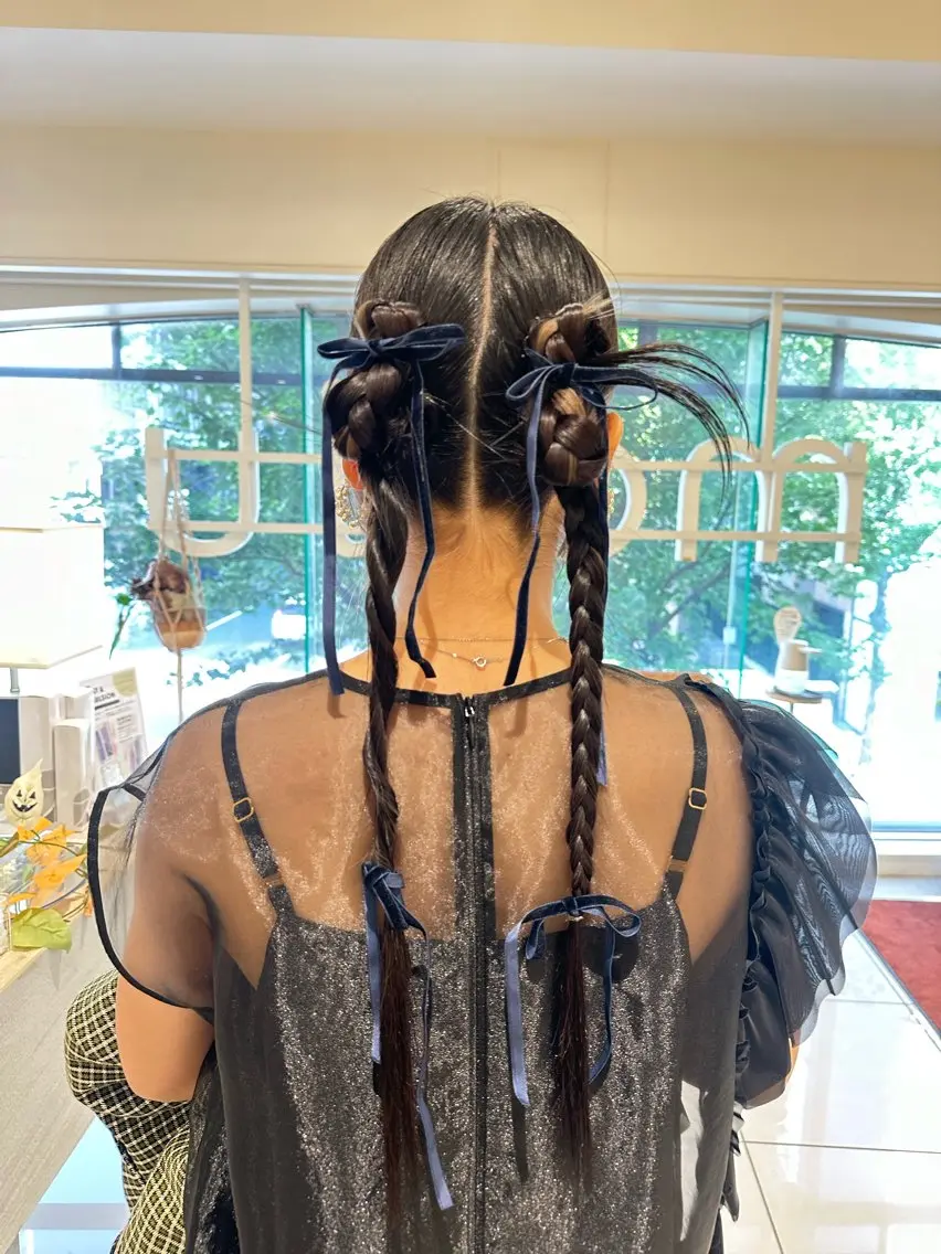 ロング カラー ヘアアレンジ タイトボブ個性派カラ ーAKANEのヘアスタイル