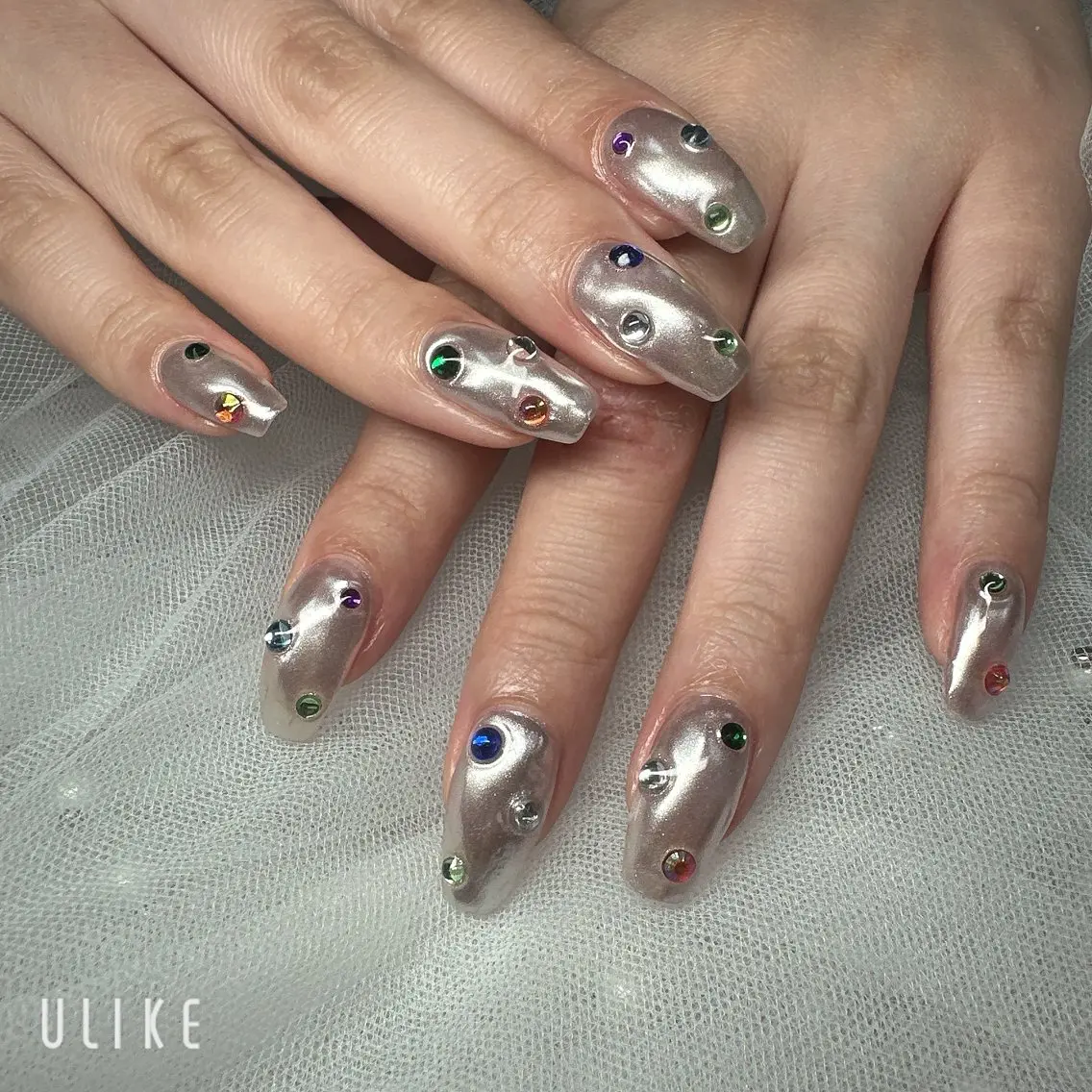 ネイル ミラーネイル Queen nailのネイルデザイン