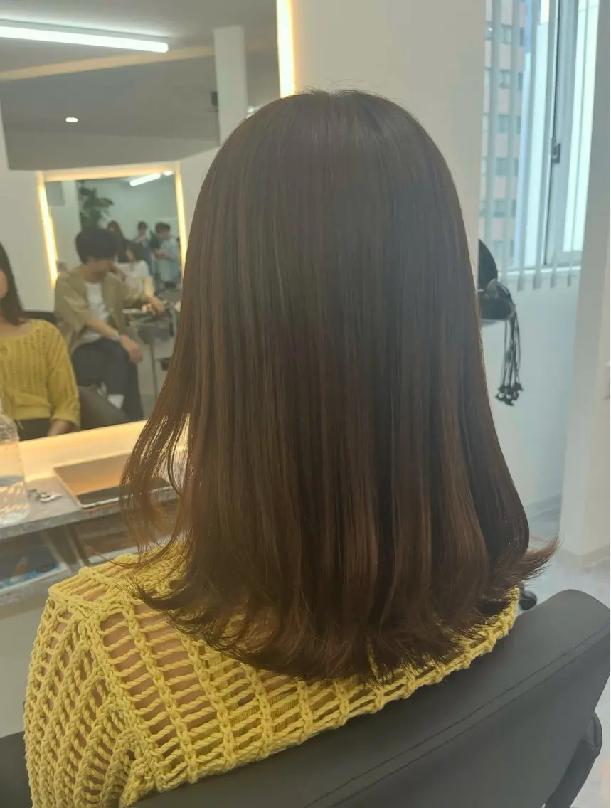 ミディアム 外ハネヘア 骨格/顔型/パーソナ ルカラー診断/中野のヘアスタイル