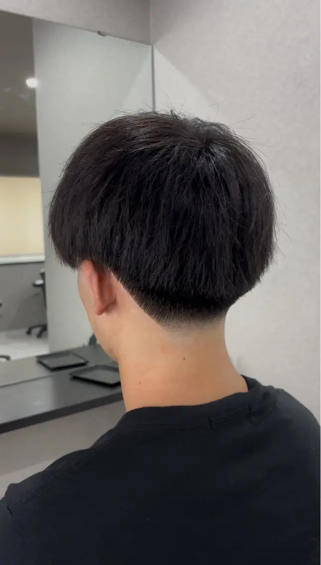 メンズ フェードカット 西村 杏のヘアスタイル