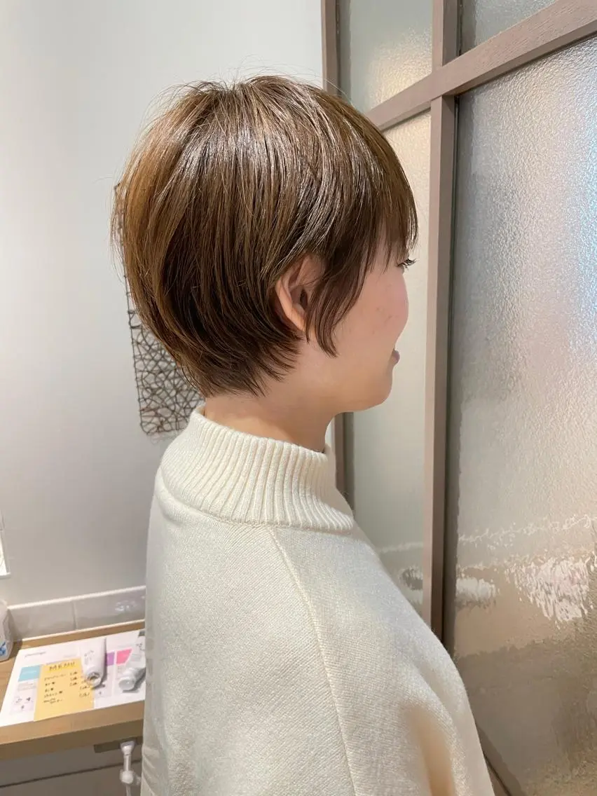 ✨ブリーチなしでグレージュ表現可能なヘアカラー【ショート】の写真