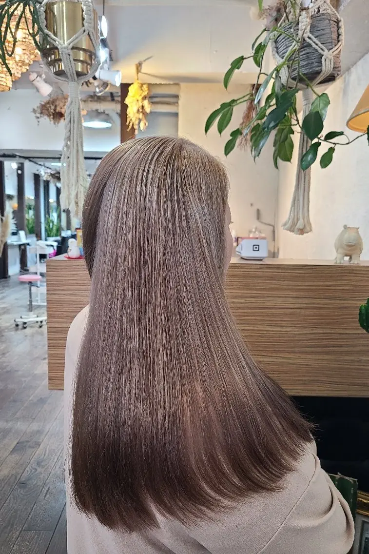 ロング Colores Ryuのヘアスタイル
