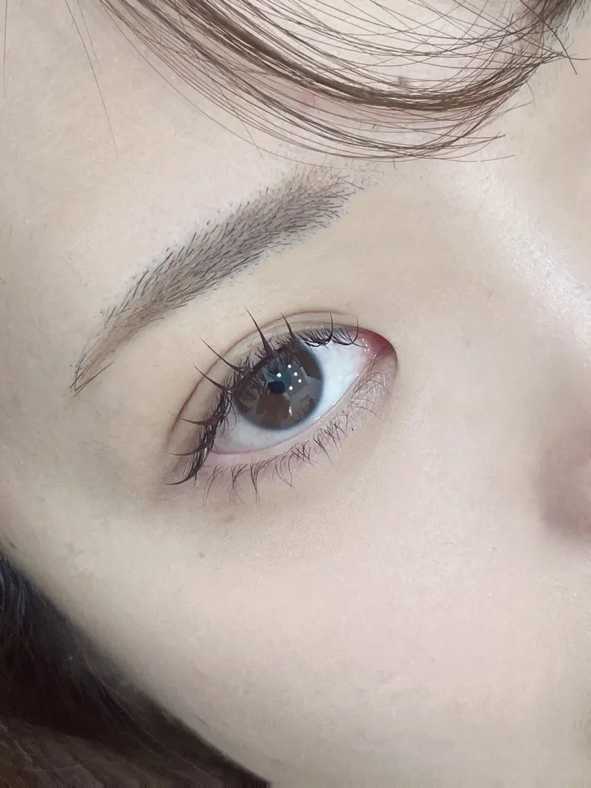 マツエク・マツパ まつげパーマ マキノ キョウカのヘアスタイル