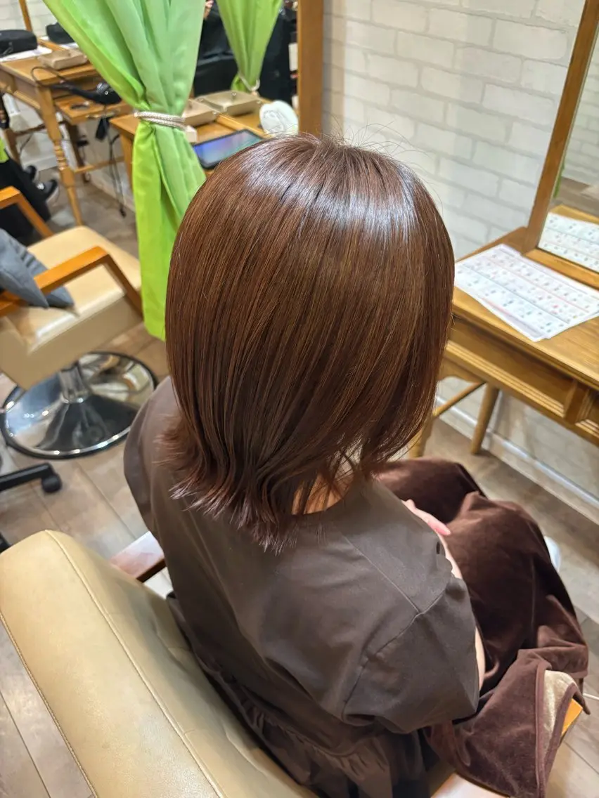 ミディアム カラー カット ヘアカラー NAHO Jrスタイリスト🍀のヘアスタイル