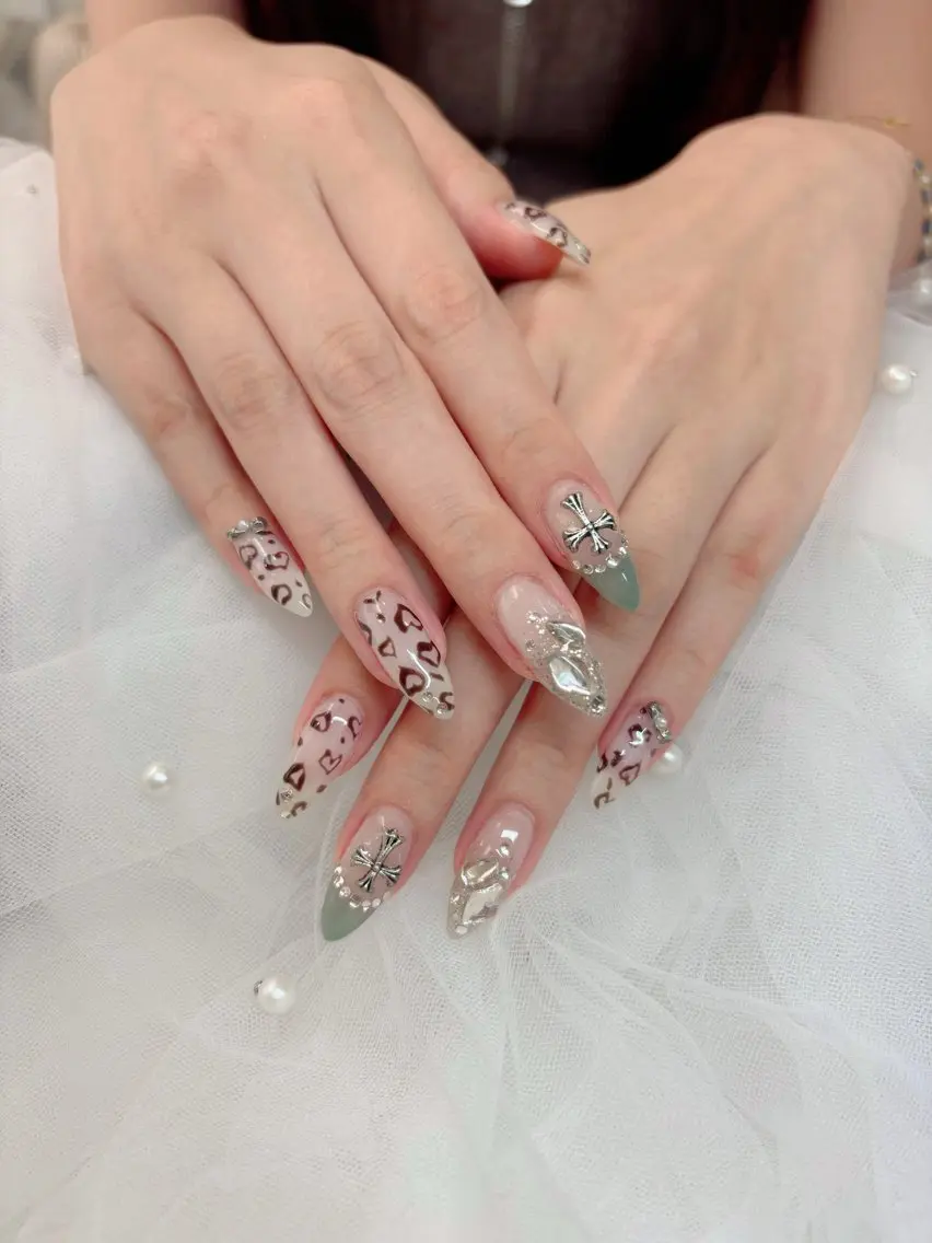 ネイル The Nail エミのネイルデザイン