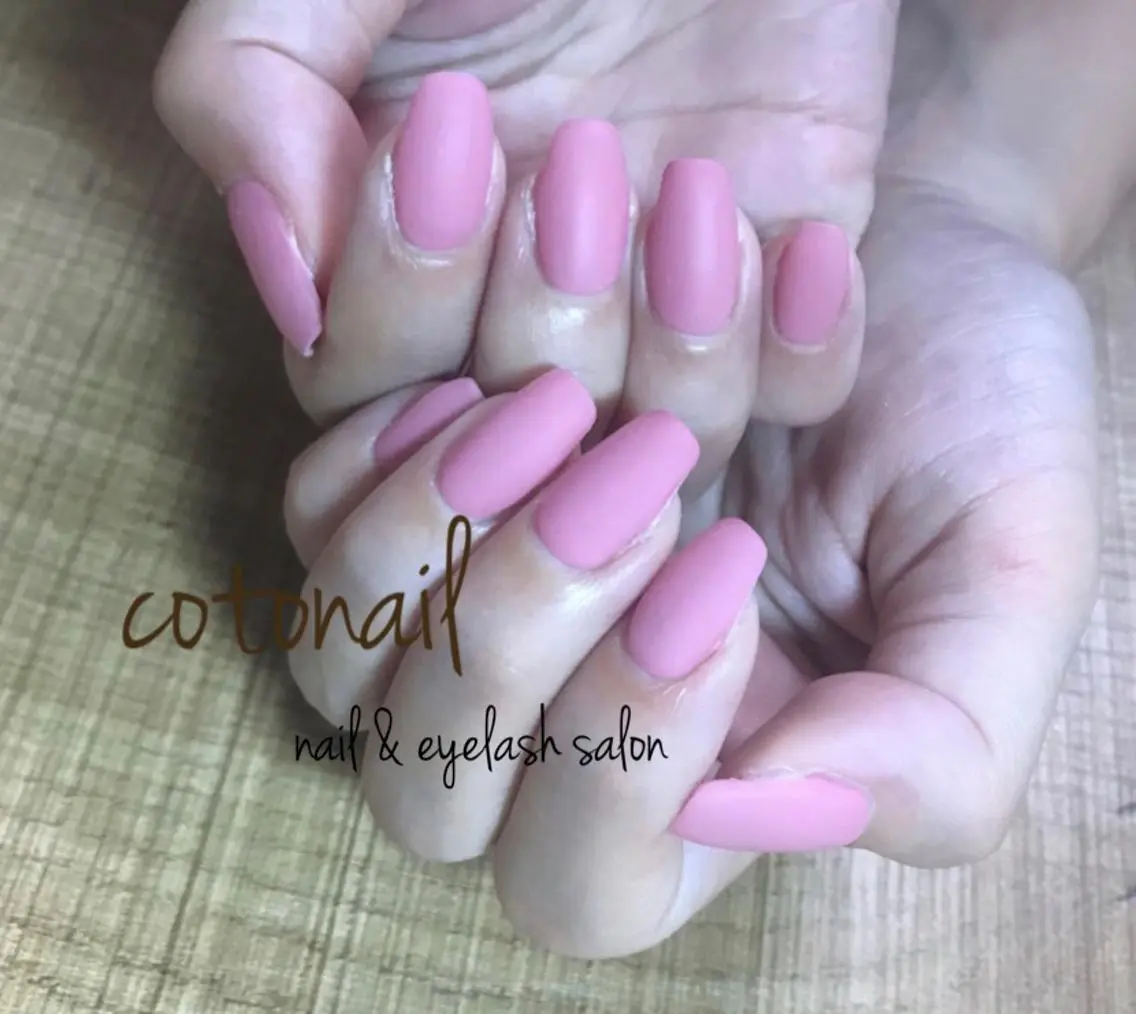 セミロング ネイル シンプルネイル ハンドネイル ツメトマツゲ .のネイルデザイン