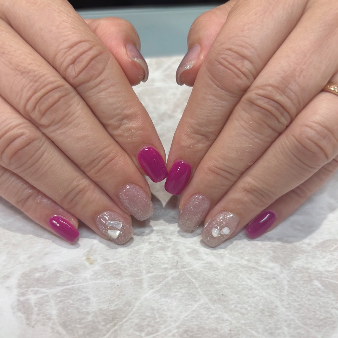 ネイル ニュアンスネイル 林 瑞希のネイルデザイン