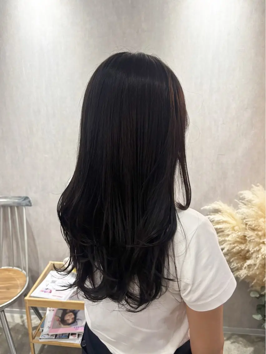 ロング ロングレイヤー くびれヘア 顔周りカット 韓国風ヘア レイヤーカット カット ヘアカラー 石原 望来のヘアスタイル