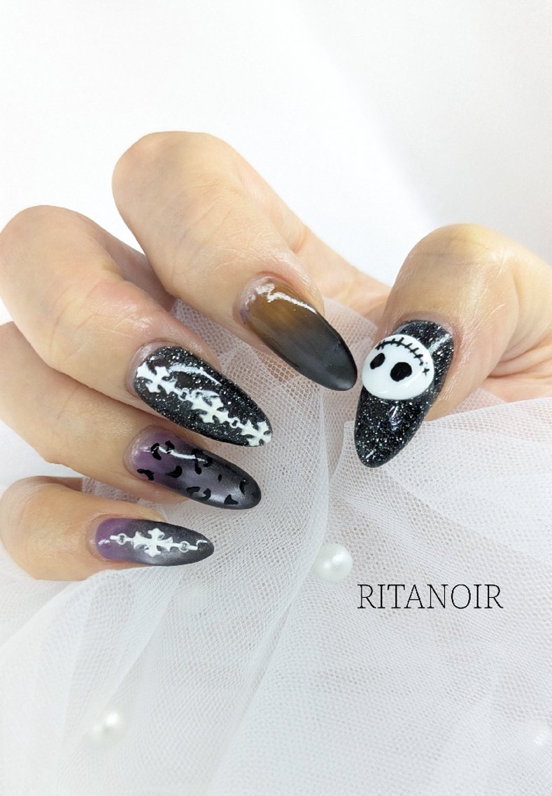 ネイル アートネイル フラッシュネイル ハロウィン ラメ(グリッター) マグネットネイル RITA NOIRのネイルデザイン
