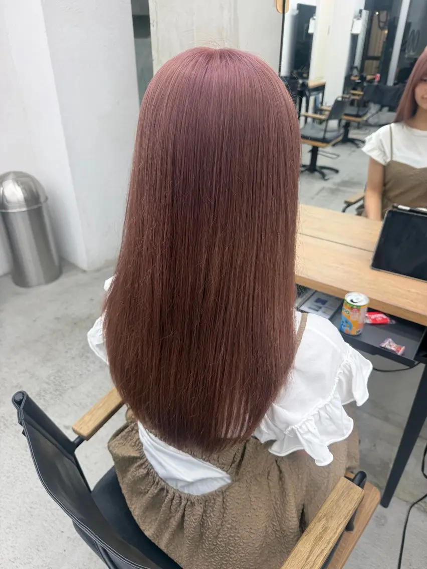 ロング カラー ヘアアレンジ ベージュカラー ピンクカラー ヘアカラー トリートメント ゆめか🦋 /似合わせカラー💖のヘアスタイル