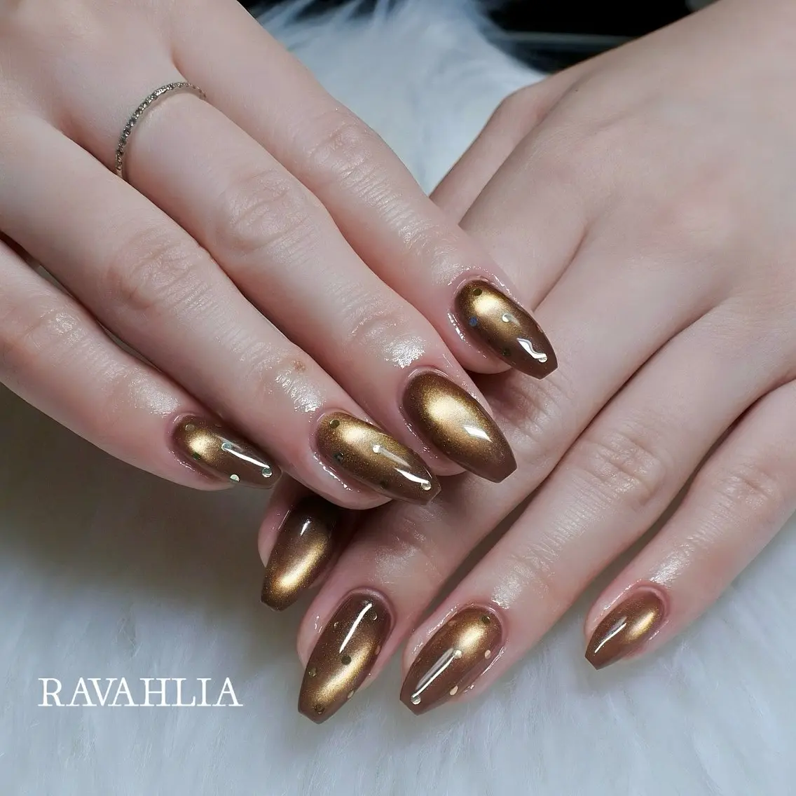 ネイル ハンドネイル nail room RAVAHLIAのネイルデザイン