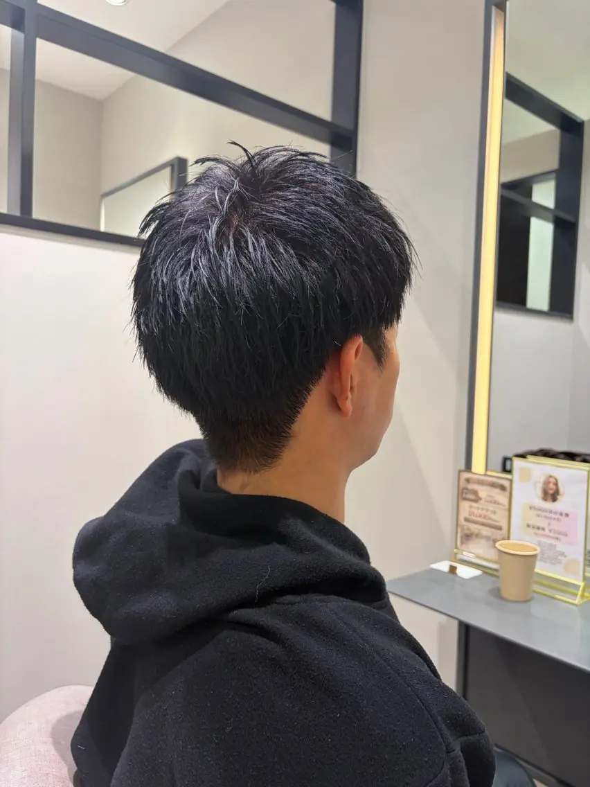ロング カット メンズ/￥2900～ EARTH/山崎開世のヘアスタイル