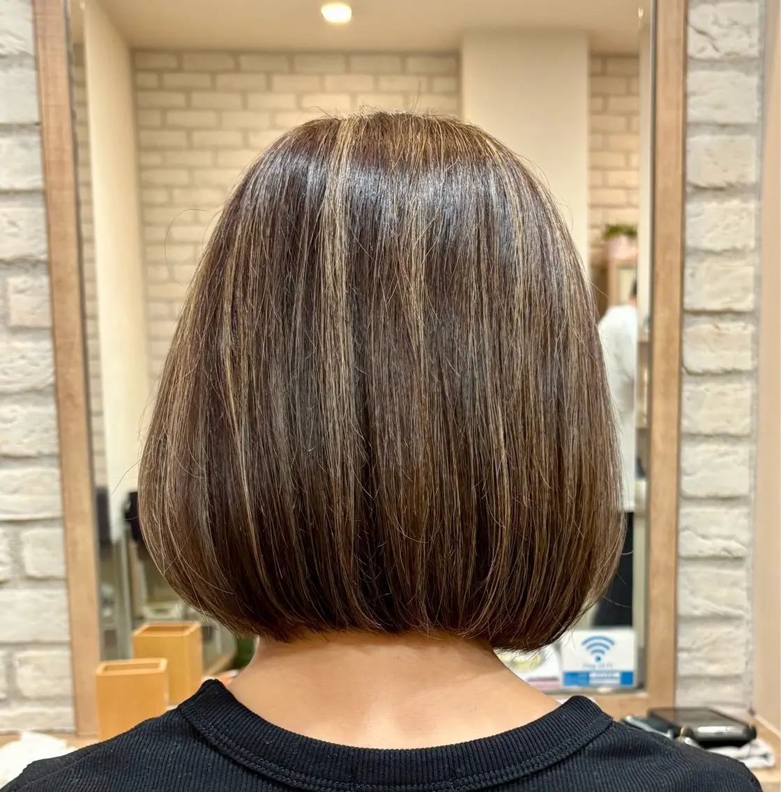 ミディアム カラー ハイライトカラー ハイライト カット ヘアカラー トリートメント 清水 有実子のヘアスタイル