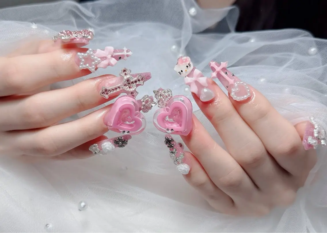 ネイル チークネイル 長さ出し フラッシュネイル フレンチネイル グラデーション ハンドネイル Lenie Nail Salonのネイルデザイン