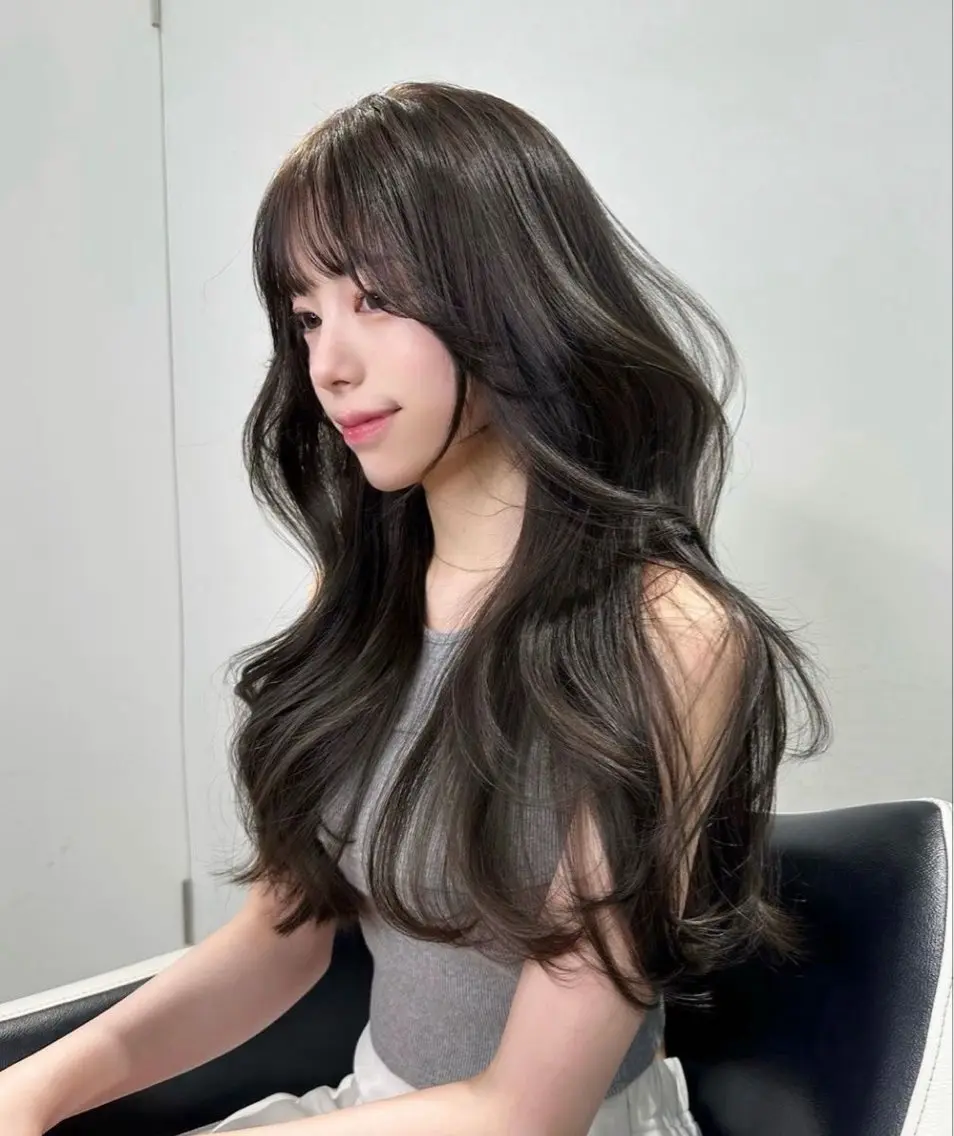 ロング erena/盛れる 韓国レイヤー🖤のヘアスタイル
