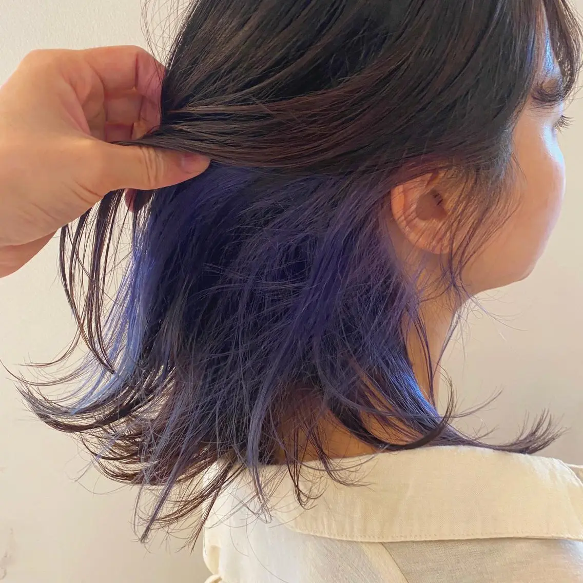 ミディアム カラー ヘアアレンジ インナーカラー 美髪矯正 韓国レイヤーのヘアスタイル