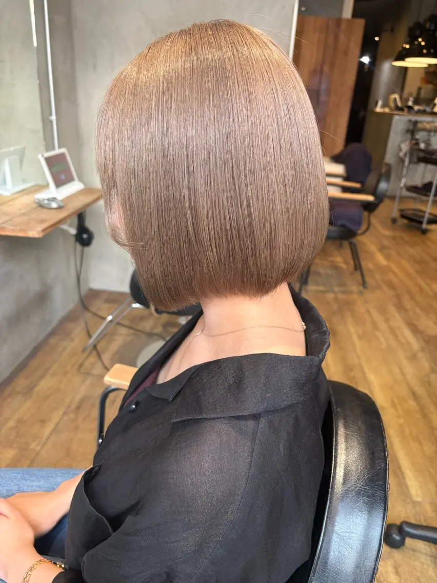ショート ヘアカラー 井上 麻帆のヘアスタイル