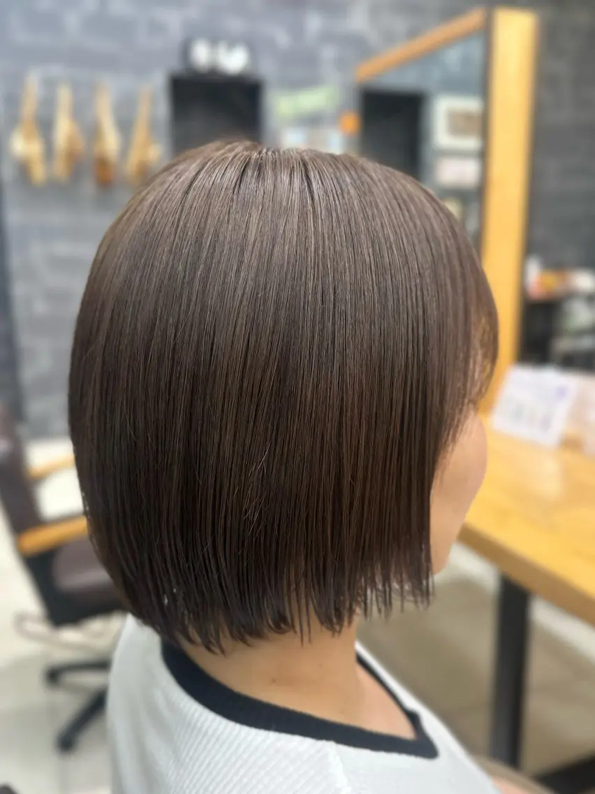 ショート カラー ブリーチ ショコラグレージュ グレージュ ヘアカラー 🤎柔らかモテカラー 🌟佐藤壮也🌟のヘアスタイル
