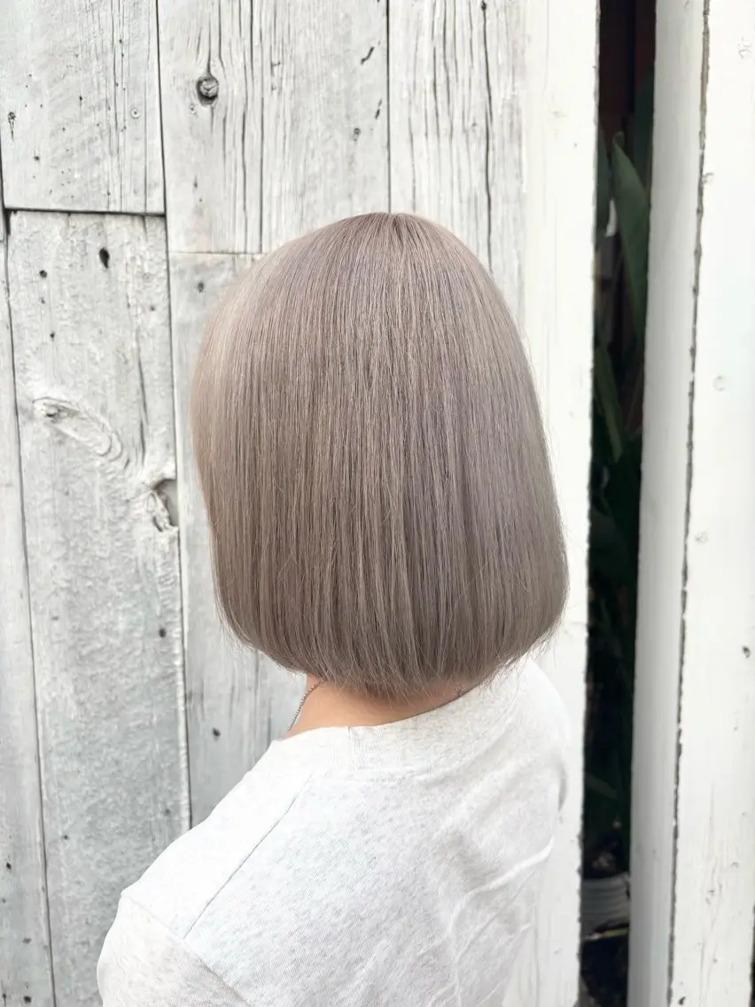 ショート カラー ハイトーン/ブリーチ 🦋デザイン森山陽向のヘアスタイル