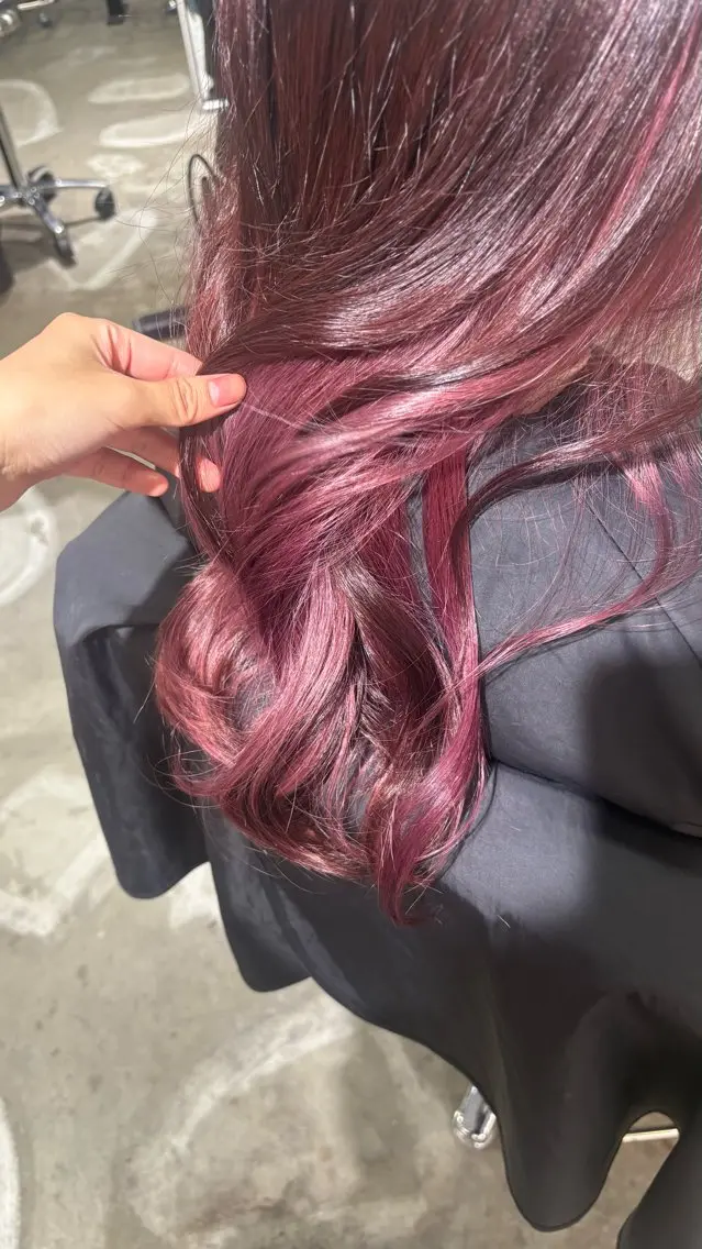 ロング カラー デザインカラー ピンクカラー カット ヘアカラー デザインカラー/ハイ トーン/konomiのヘアスタイル