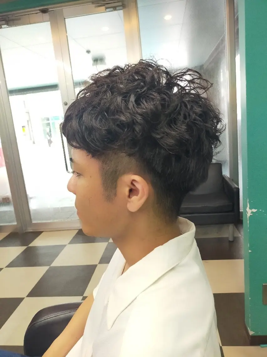 メンズ パーマ メンズパーマ MASA Raffinrのヘアスタイル