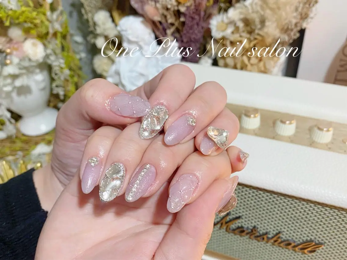 ネイル One Plus Nail Salonのネイルデザイン