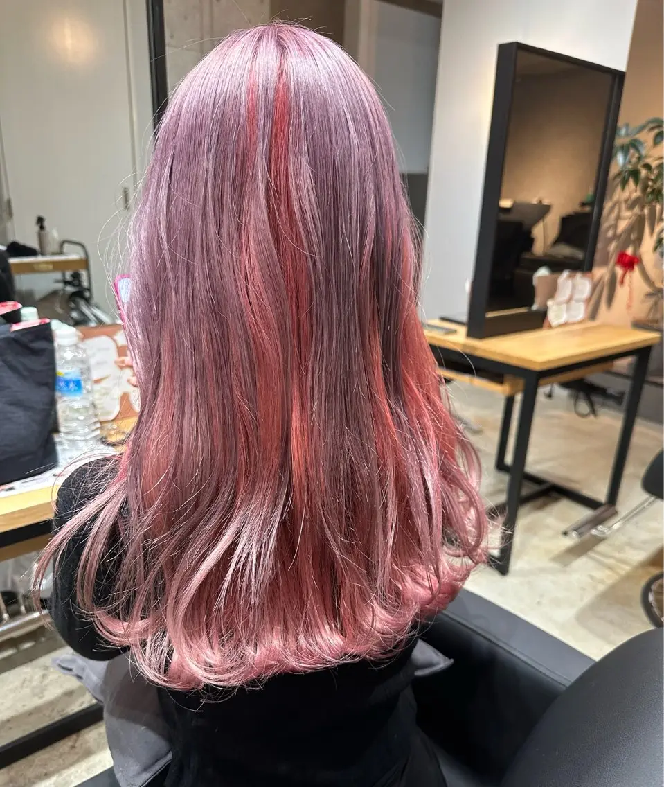 ロング カラー カット ヘアカラー トリートメント ✨髪質改善/ハイトー ン/艶髪高山のヘアスタイル