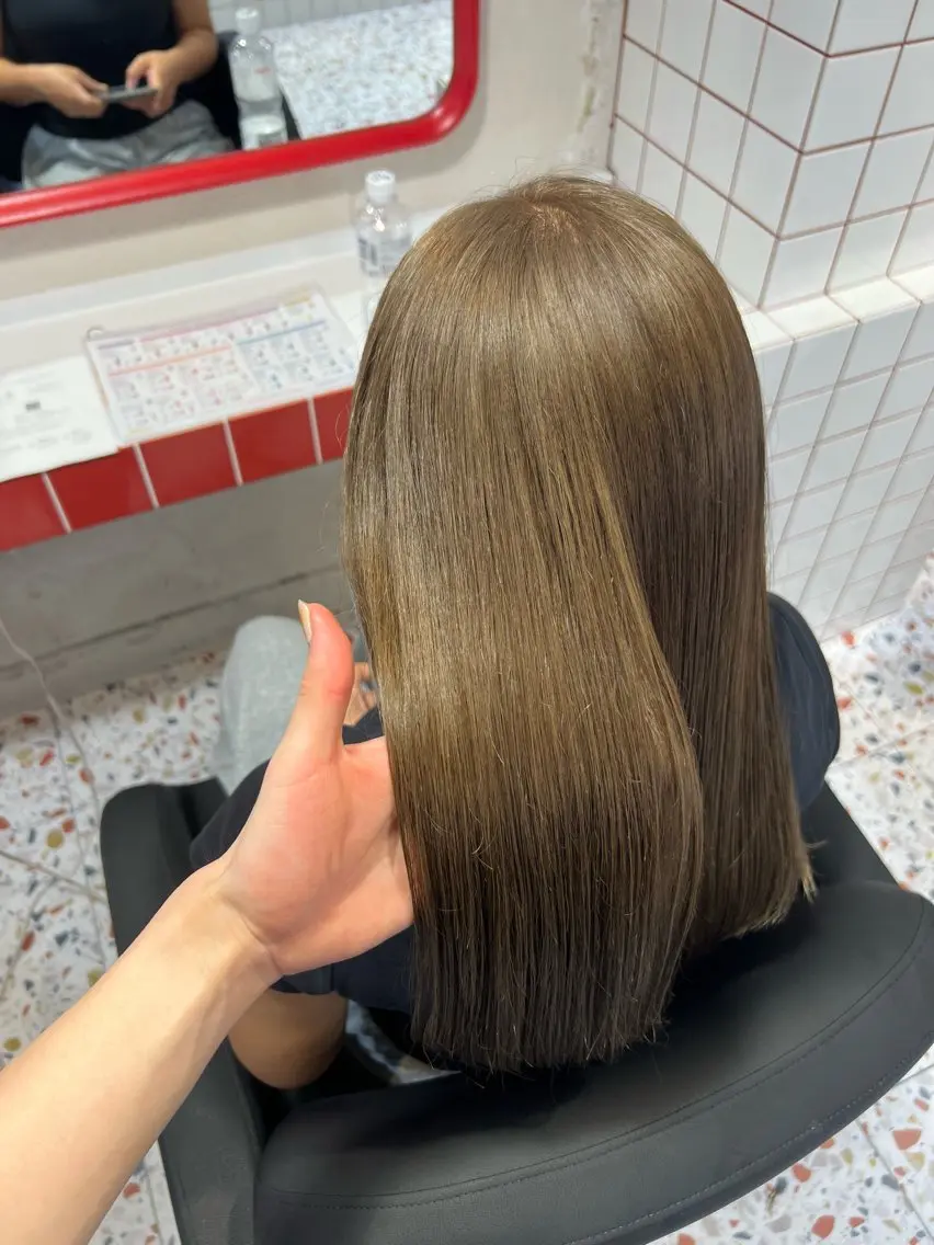 🧊人気𝐍𝐨.𝟑🧊カット+ブリーチなしダブルカラーの写真