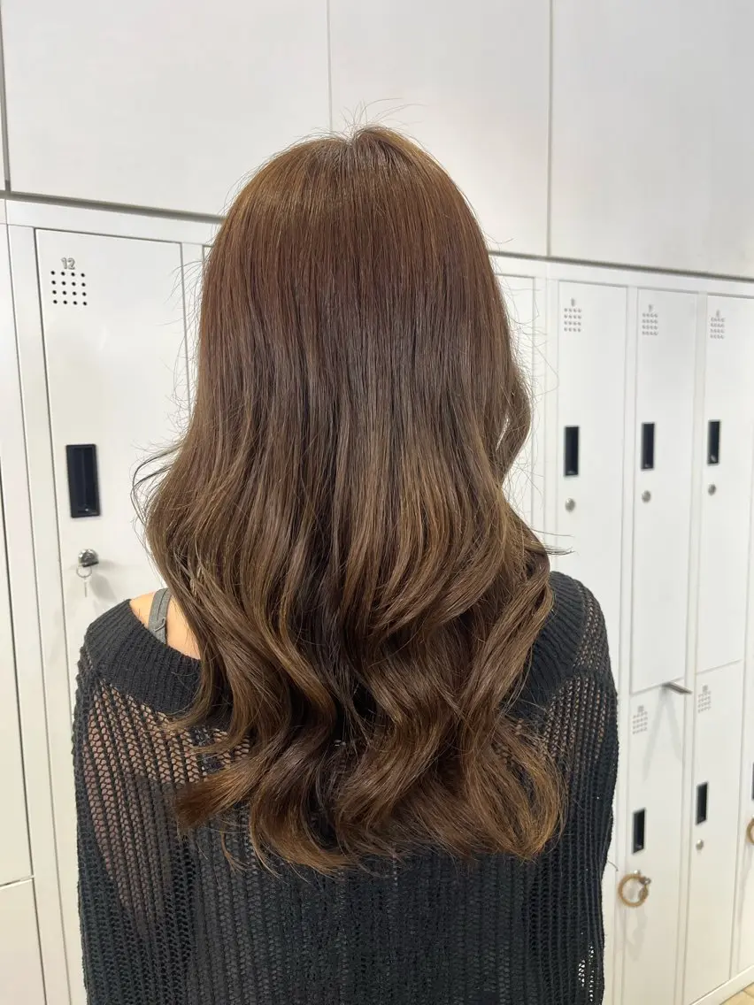 ロング カラー せりな🎀🕯️ /透明感カラーのヘアスタイル