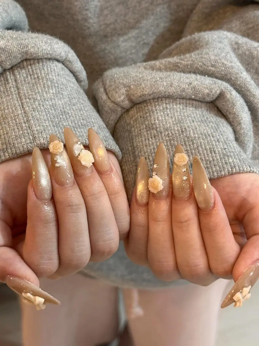 ネイル チークネイル ドット フットネイル フレンチネイル グラデーション Nihonthy Nail 新宿のネイルデザイン