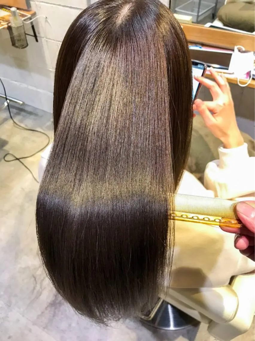 カット+髪質改善ストレートの写真