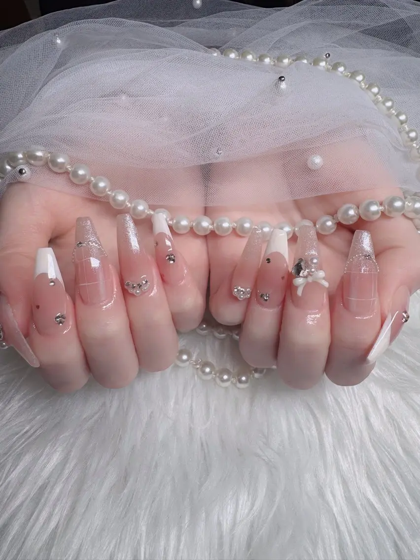 ネイル フレンチネイル ジェルネイル ハロウィン 韓国ネイル マグネットネイル ハンドネイル Hbaby nailのネイルデザイン