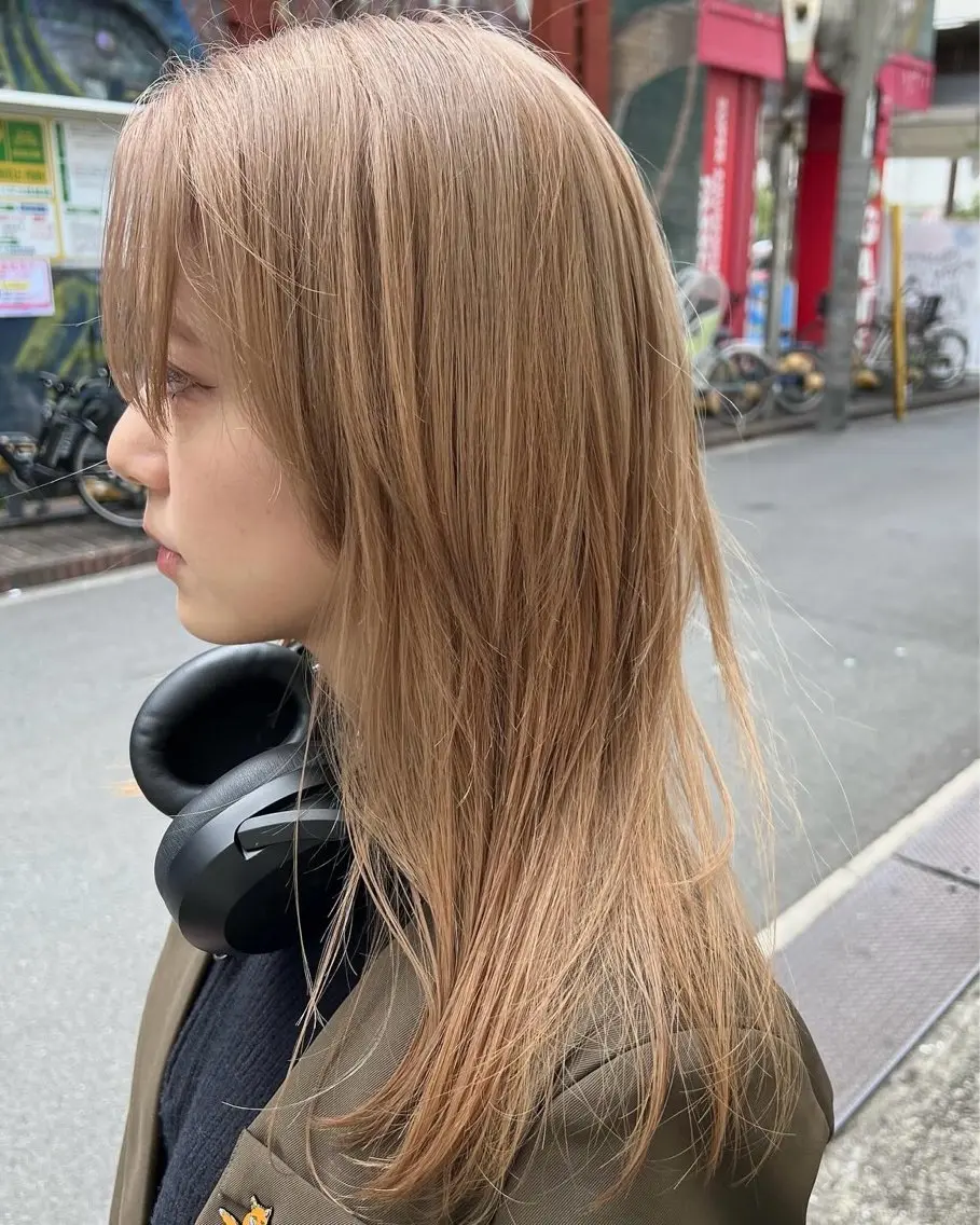 セミロング カット ヘアカラー スダユーヤ 💫推しカラーウルフのヘアスタイル