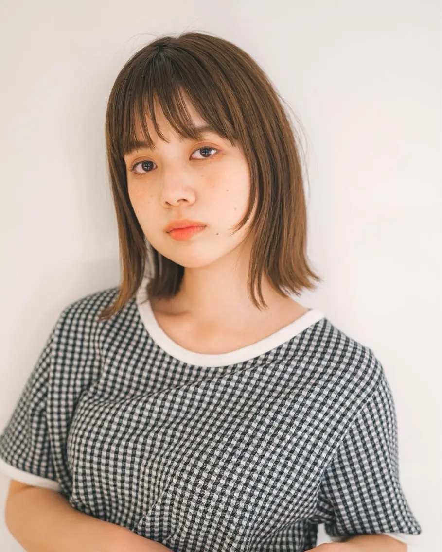 ミディアム カラー 顔まわりレイヤー レイヤーカット 松村 洋一のヘアスタイル