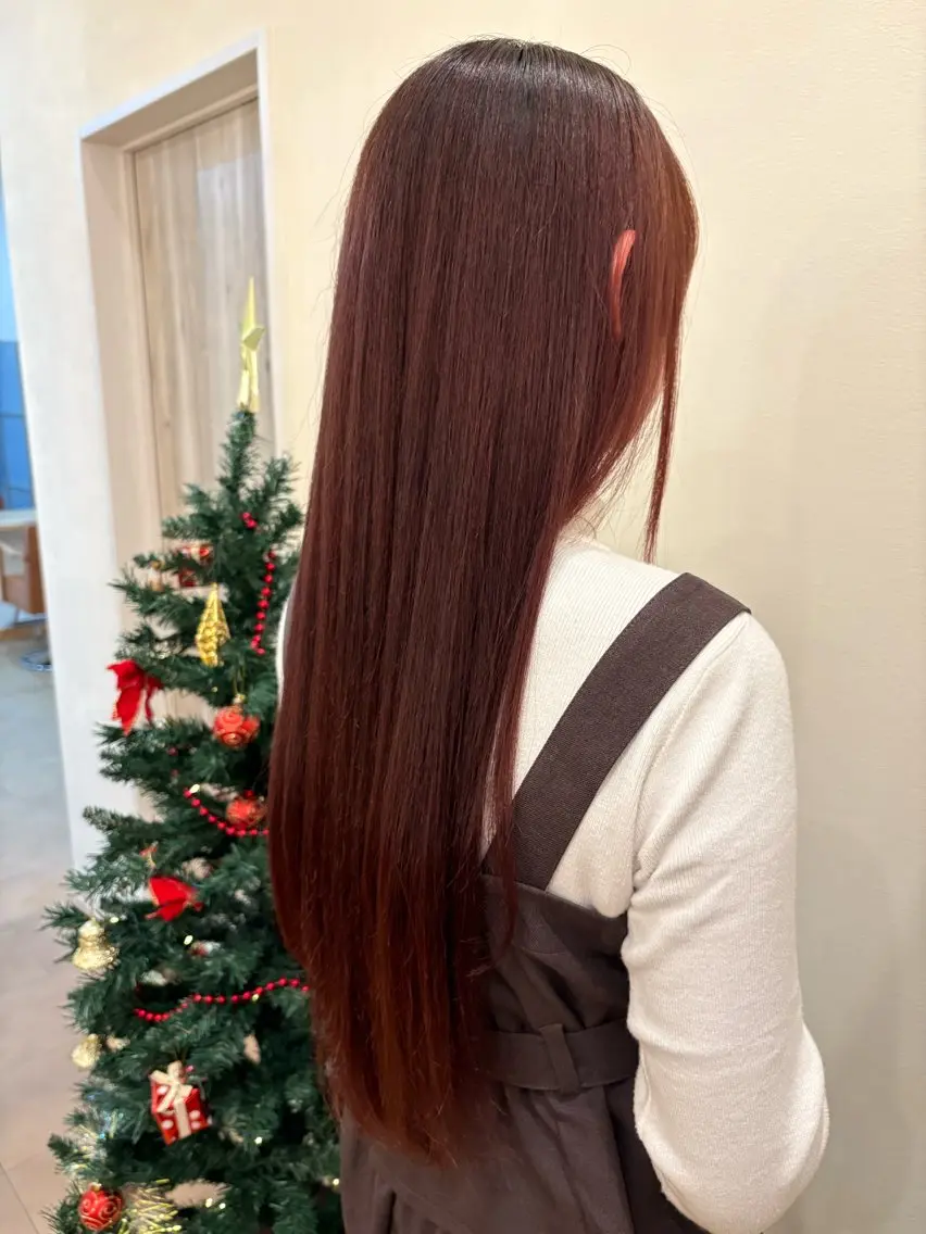 ロング フクシ レンのヘアスタイル