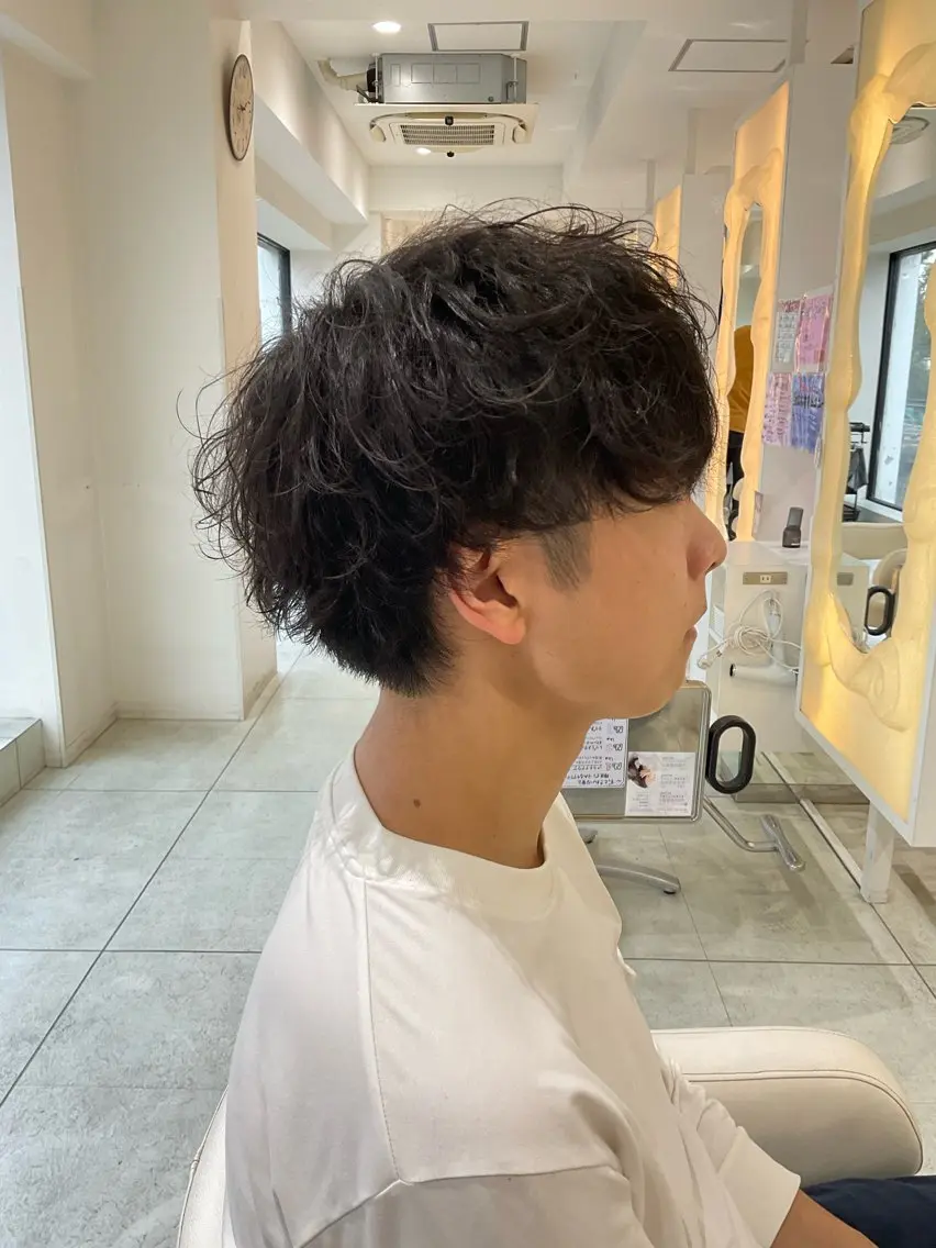 パーマ メンズ 波巻きパーマ 稲村 直也のヘアスタイル