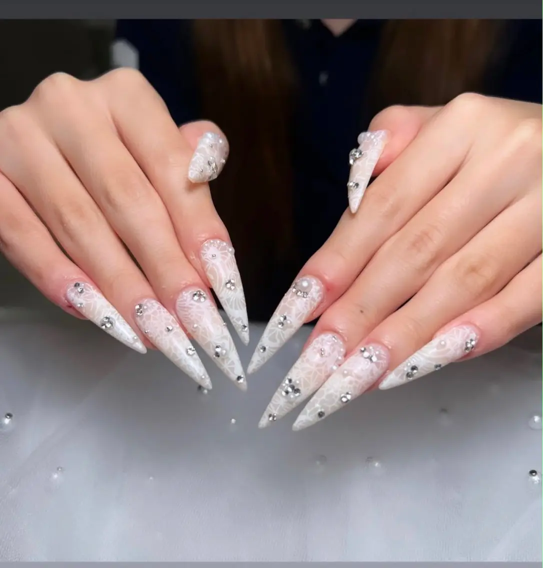 ネイル チークネイル 長さ出し フラッシュネイル フレンチネイル グラデーション ハンドネイル Lenie Nail Salonのネイルデザイン