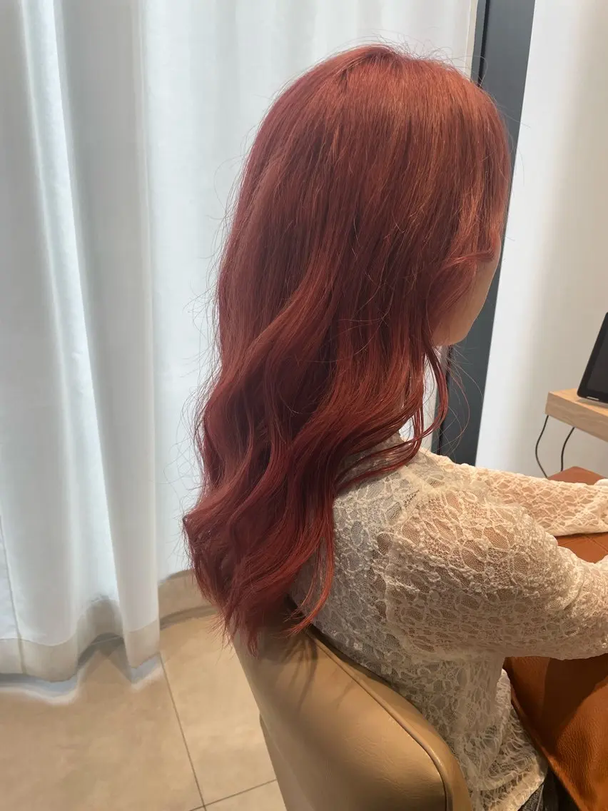 カラー 白戸 優樹のヘアスタイル
