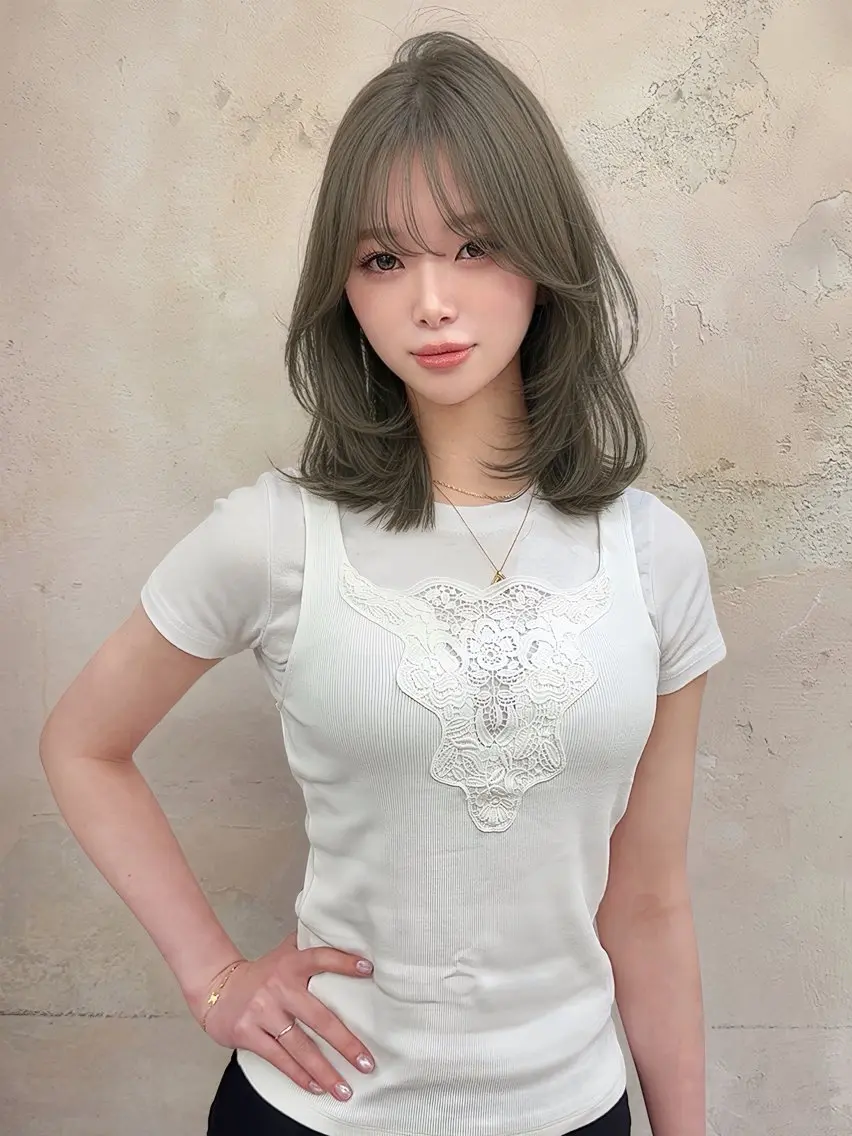 ミディアム カラー カット ヘアカラー トリートメント ブリーチなしダブル 透明感/ミント/艶髪のヘアスタイル