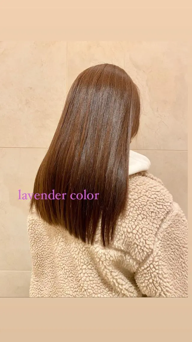 平日限定レディースカット+カラー🦋   20時​〜​トリートメントサービスの写真