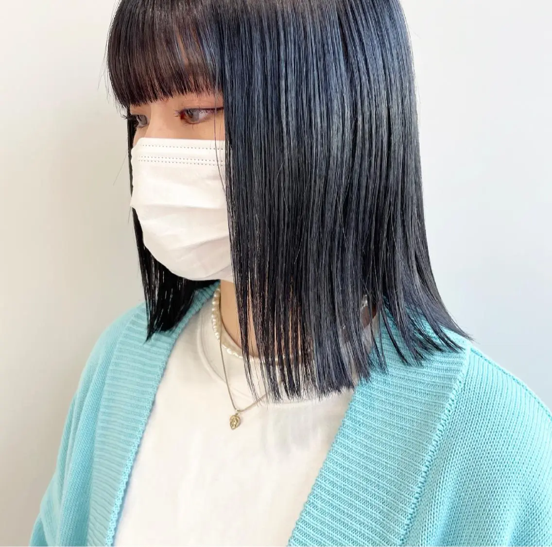 ミディアム カラー 山口 莉奈のヘアスタイル