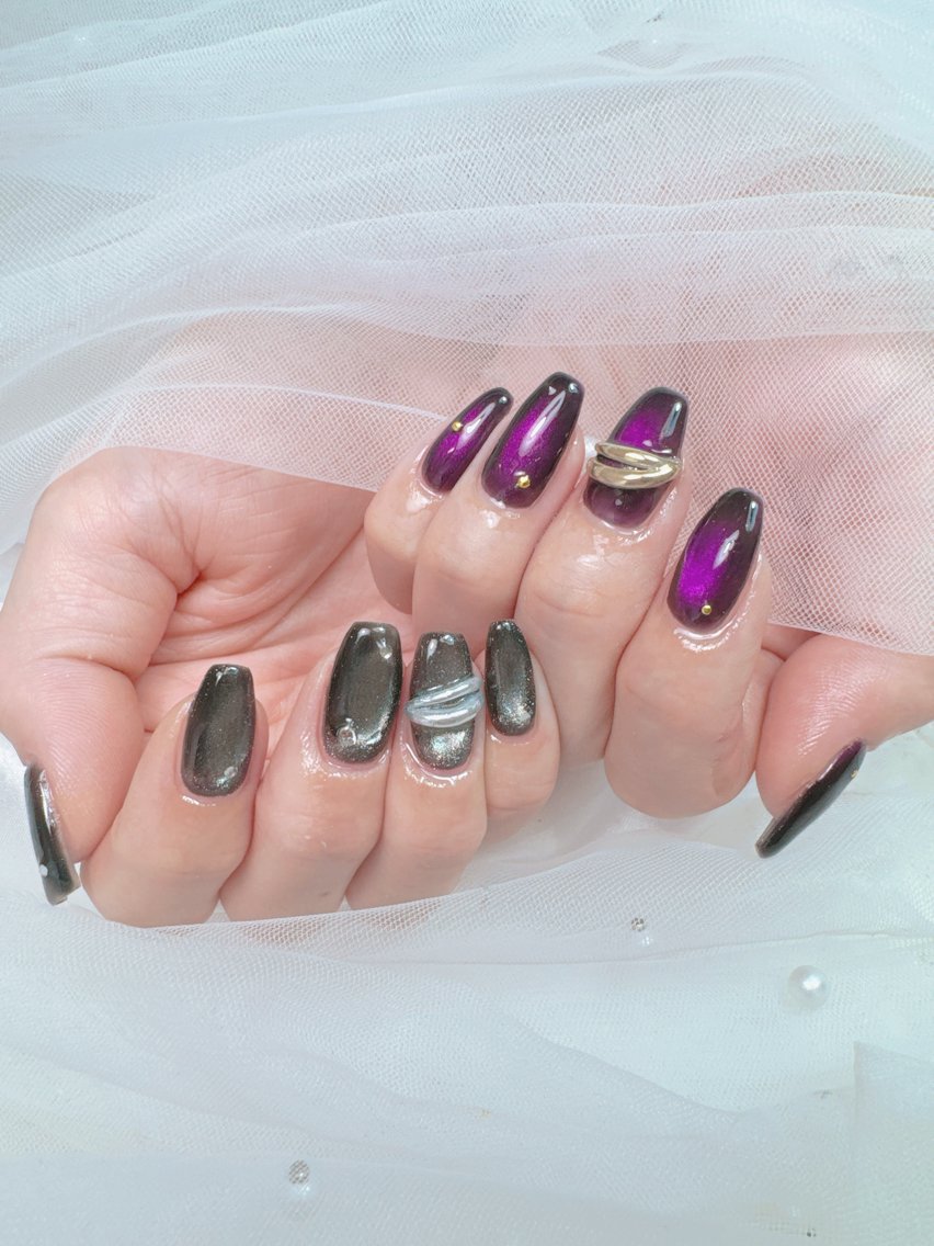 ネイル アートネイル チークネイル フレンチネイル ジェルネイル ガラスフレンチ ハンドネイル Queeens nailのネイルデザイン