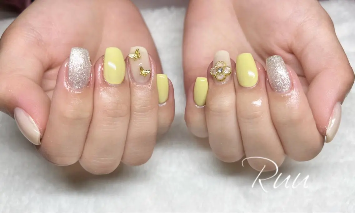 ネイル アートネイル フットネイル フレンチネイル キラキラネイル 韓国ネイル Nail salon Ruuのネイルデザイン
