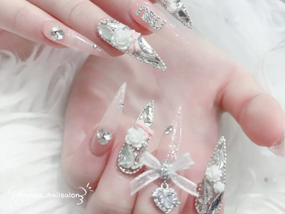 ネイル 成人式 ロングネイル マグネットネイル 大理石ネイル(マーブル) リボン ハンドネイル MoMoA Nail ネイル長さ出し専門店のネイルデザイン