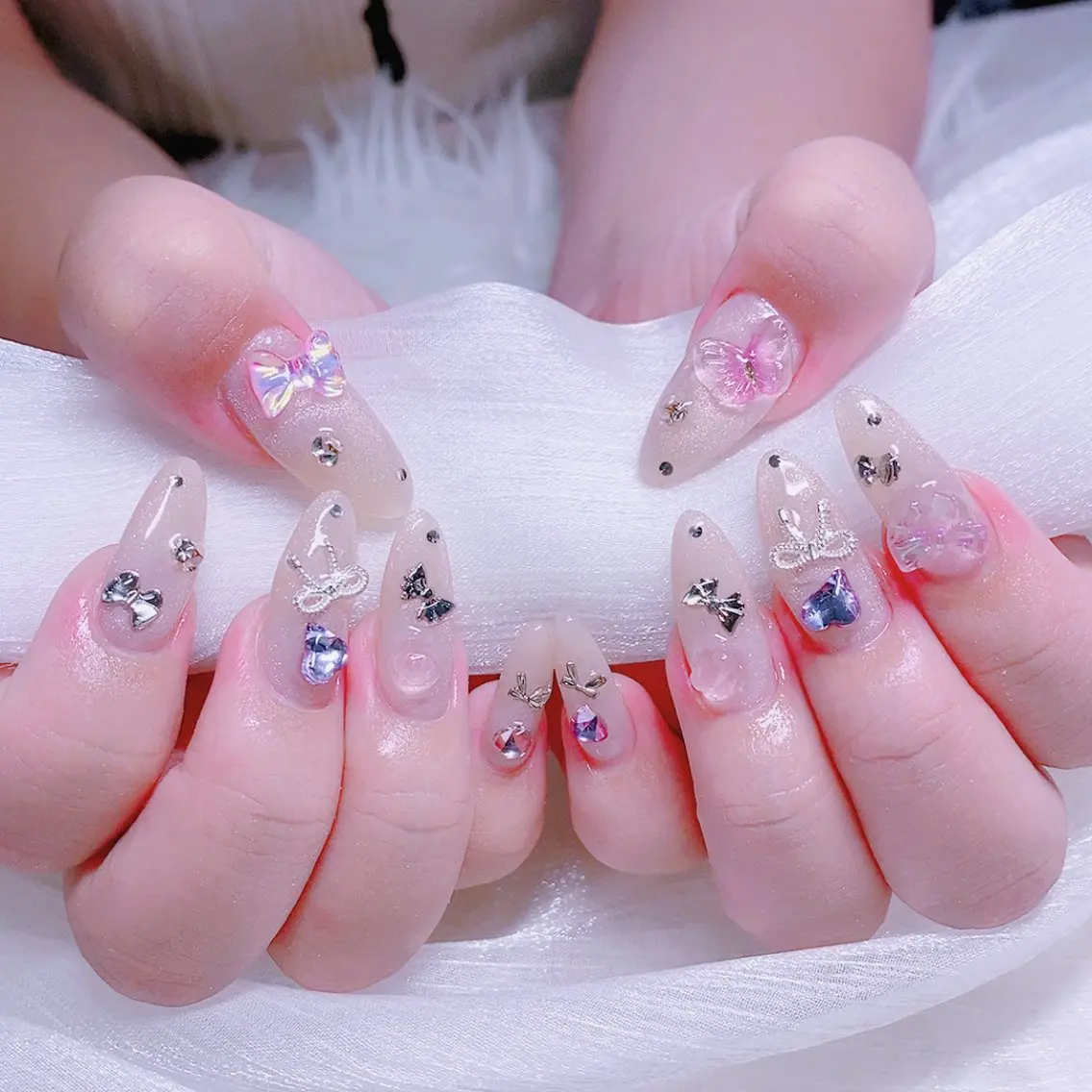 ネイル ニュアンスネイル ワンホンネイル ハンドネイル Nail Yunaのネイルデザイン